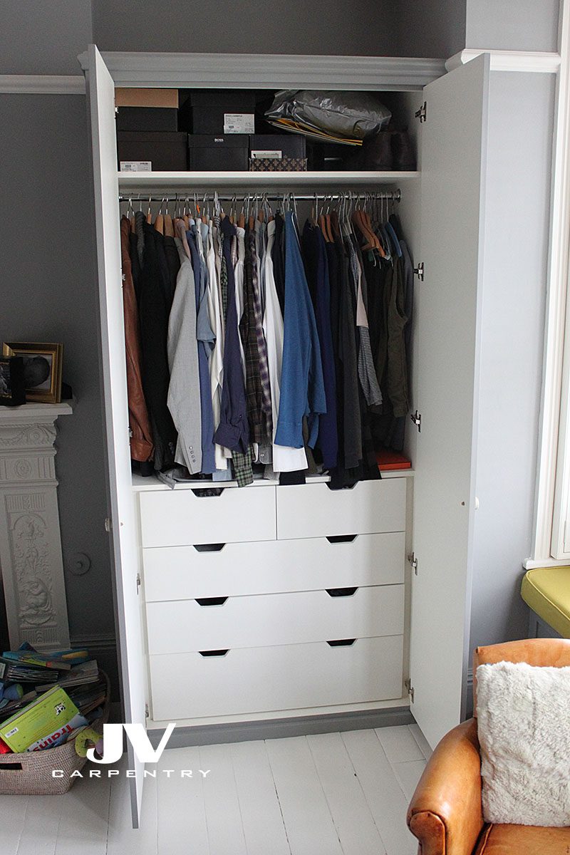 Chiswick fitted wardrobe interior