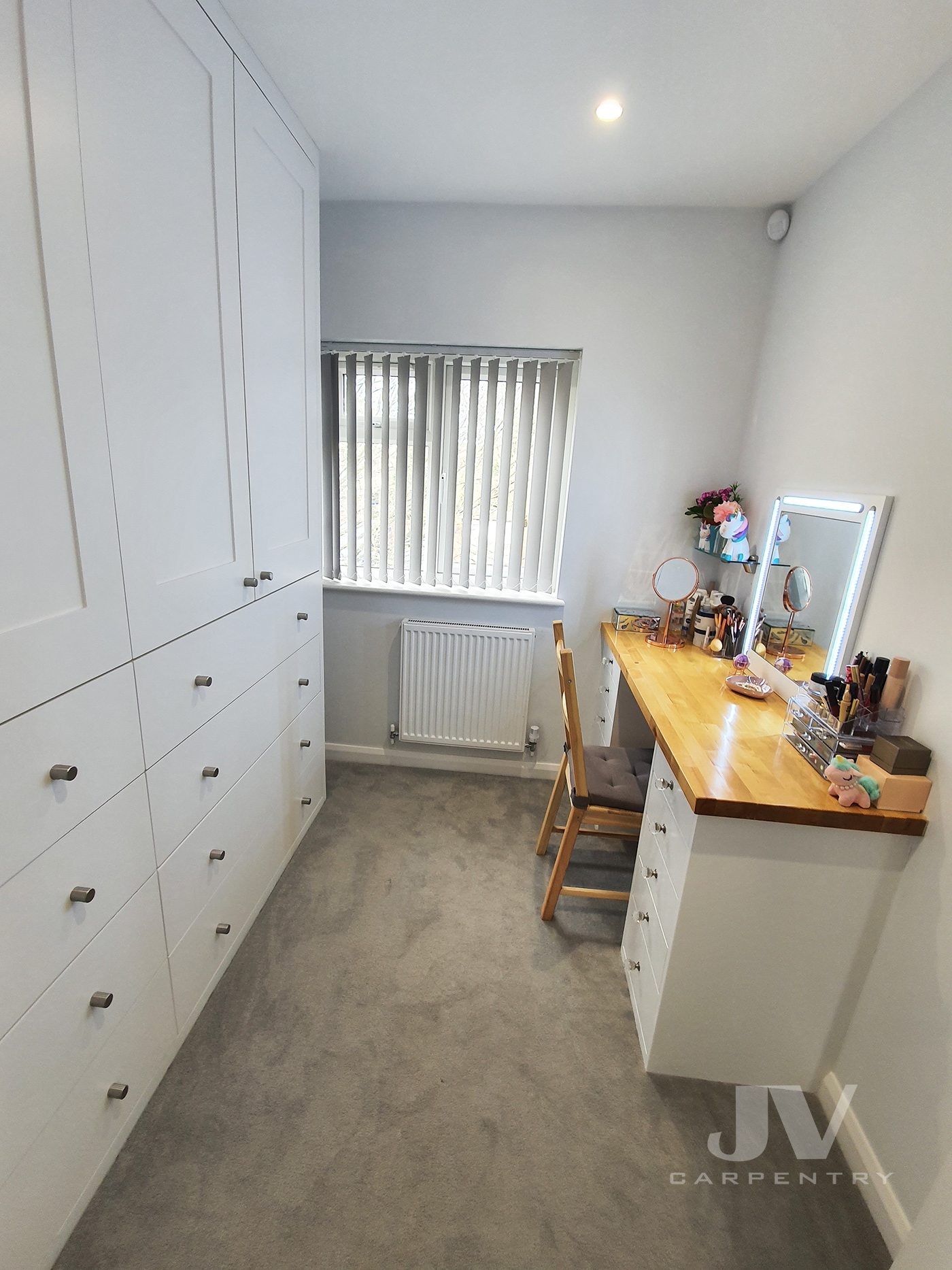 dressing table in dressing room