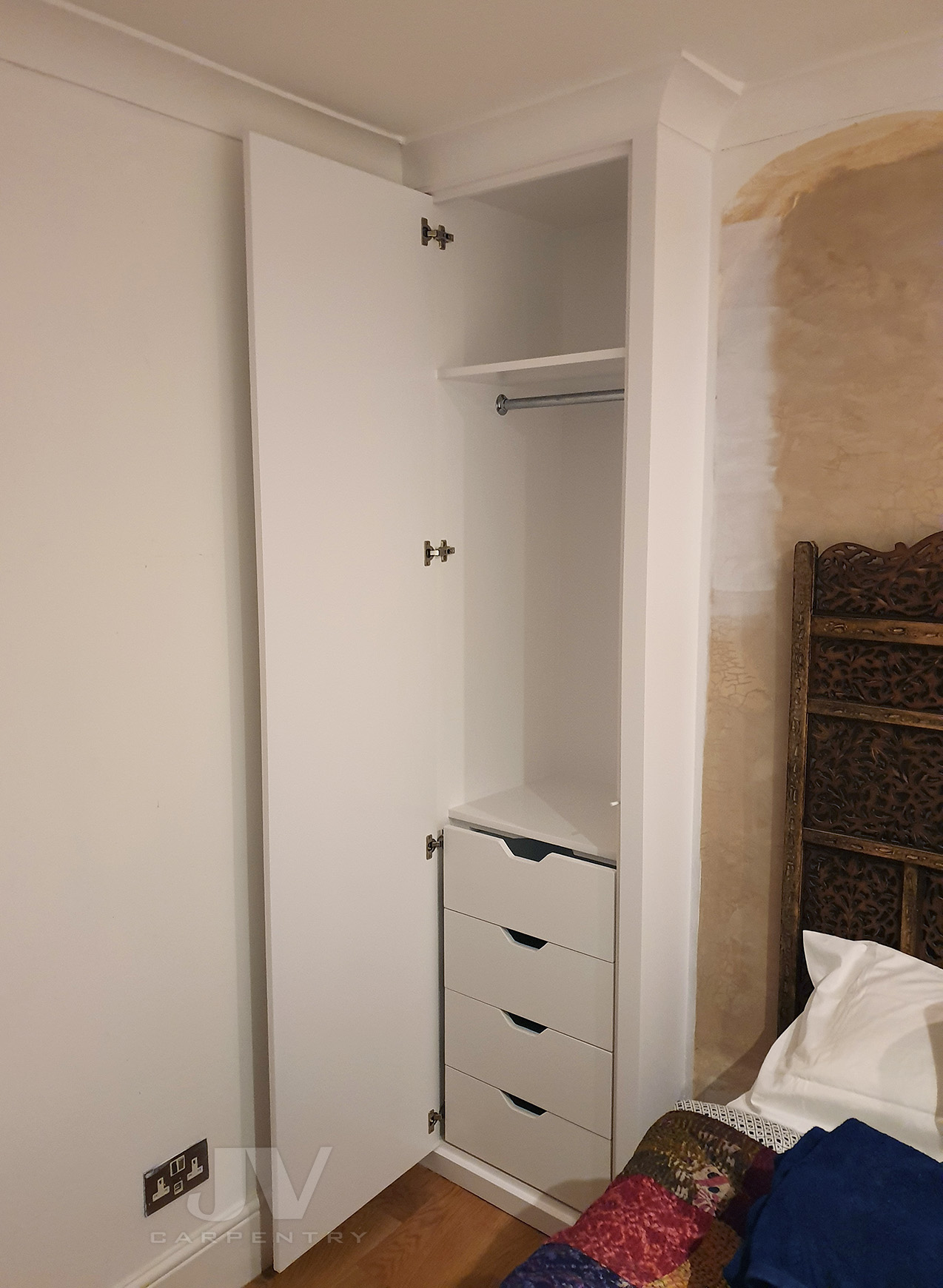 14 Fitted Wardrobe Ideas For A Small Bedroom | Jv Carpentry