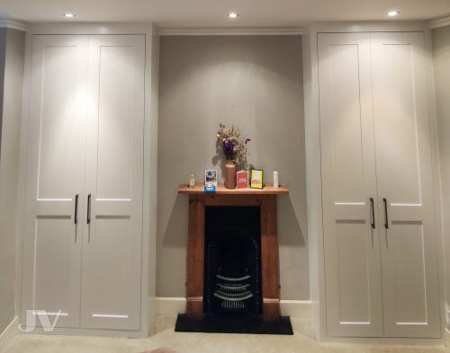 Alcove wardrobes