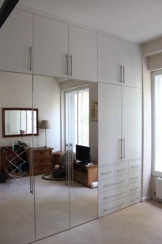 Full length mirrored doors wardrobe