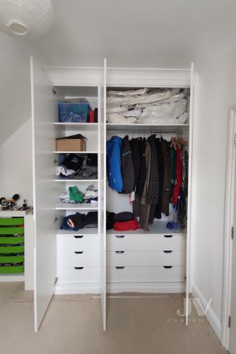 White-wardrobe-inside-1