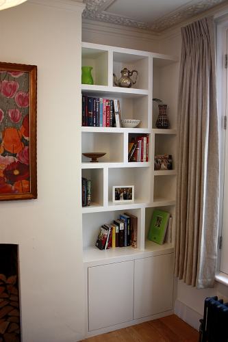 Fitted alcove shelving