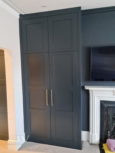 panel-door-wardrobe-2