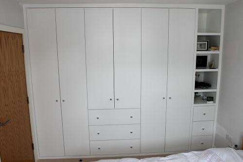 plain door wardrobe