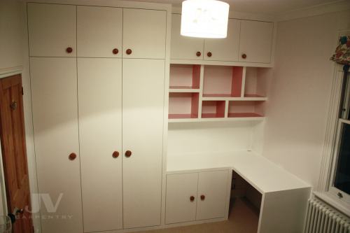 Wardrobe in kid's bedroom